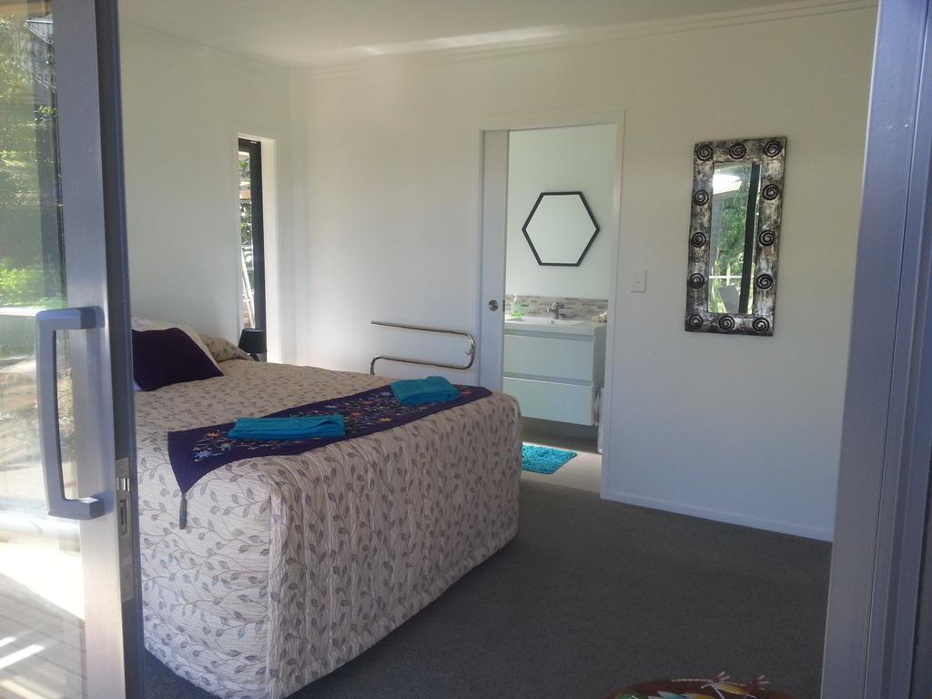 Bay View Retreat Apartment Whangarei Heads Bagian luar foto